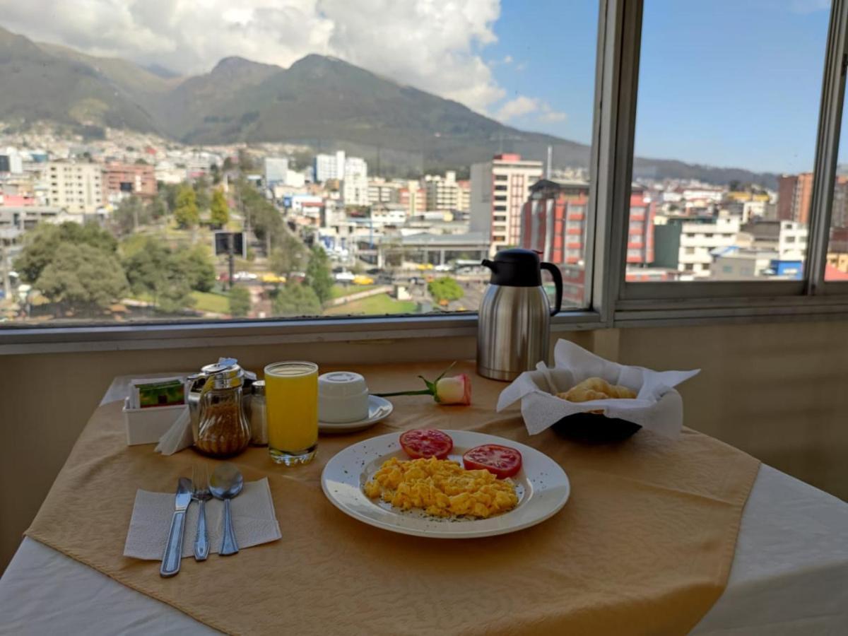 Val Hotel Santamaria Quito Ngoại thất bức ảnh